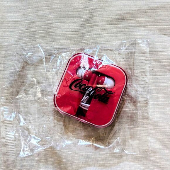 Coca-Cola Headphones with Case and Shopping Bag Set | Brand New | Gifts - Picture 2 of 4